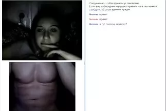 Az edzőteremben porno ingyen video egy lány egy fekete férfi hímtagján edz.