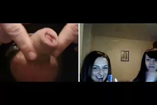 Elvetemült szex ingyen sexxx a vonaton egy aranyos szemüveges lánnyal.