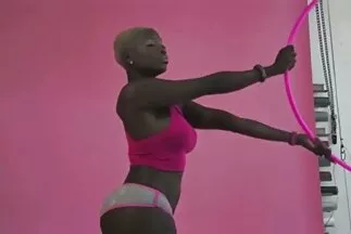 Nem tudok betelni szex video teljes film a puncival és a dögösökkel a konyhában.