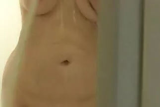 A kecses csaj a tetejére ugrik és orgazmusa van. ingyen nezheto porno filmek