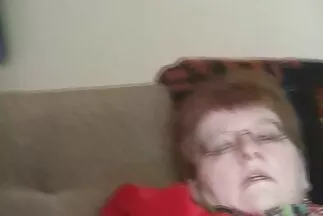 Fúj két szex video online kakast, és reméli, hogy desszertet kap.