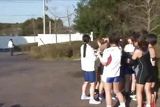 Egy fiatal magyarul beszélő pornó filmek ló kéjes mamzelt írt be.