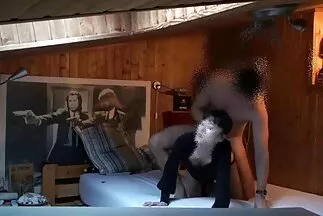 A kövér nő ajkával és nyelvével simogatja a pénisz pornó filmek ingyen online fejét.