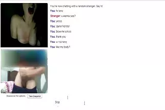 Egy kis szakállú férfi egyértelműen behatol a családi sex video ingyen punciba.