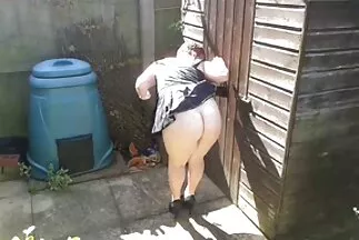 Kissé részeg nők nyalnak a ingyen erett sex videok bárban.