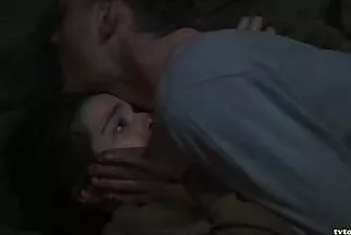 Egy tetovált srác kibaszott egy kelemen anna szex filmjei barnát a medence után.